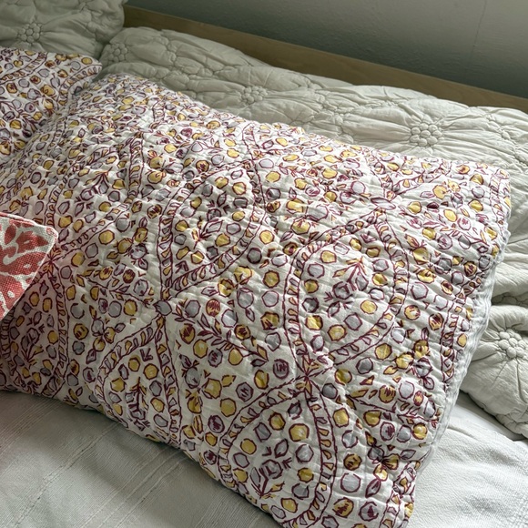 John Robshaw Quilted Standard Sham Set (2) - Picture 3 of 7